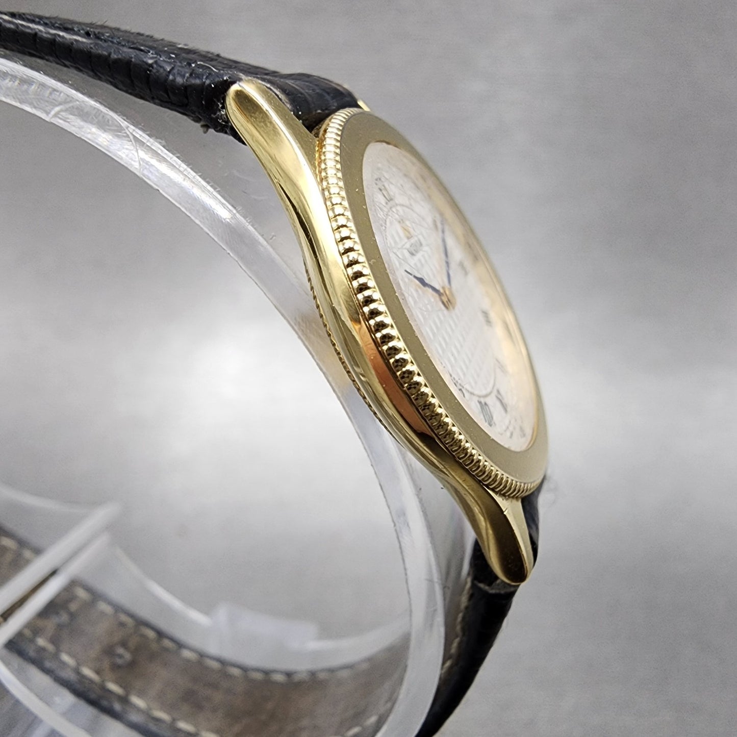 Citizen Noblia Watch Women 24mm White Dial Gold Tone Round READ!!! 4420E410493