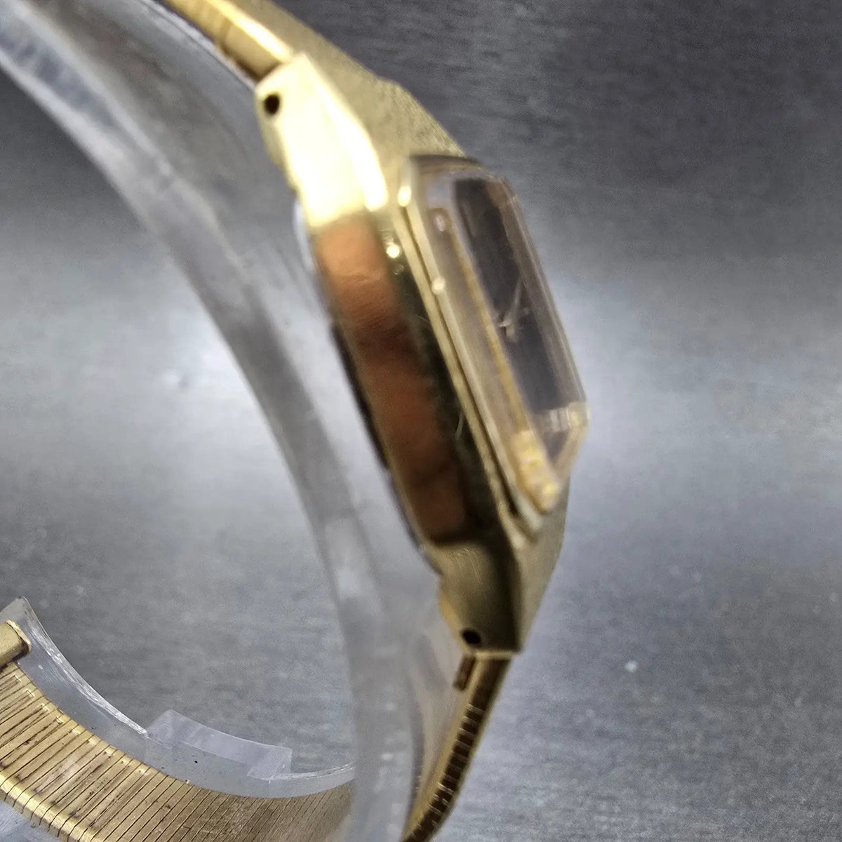 Seiko Watch Women 17mm Brown Dial Gold Tone Rectangle 2C20-5789 New Battery JP3