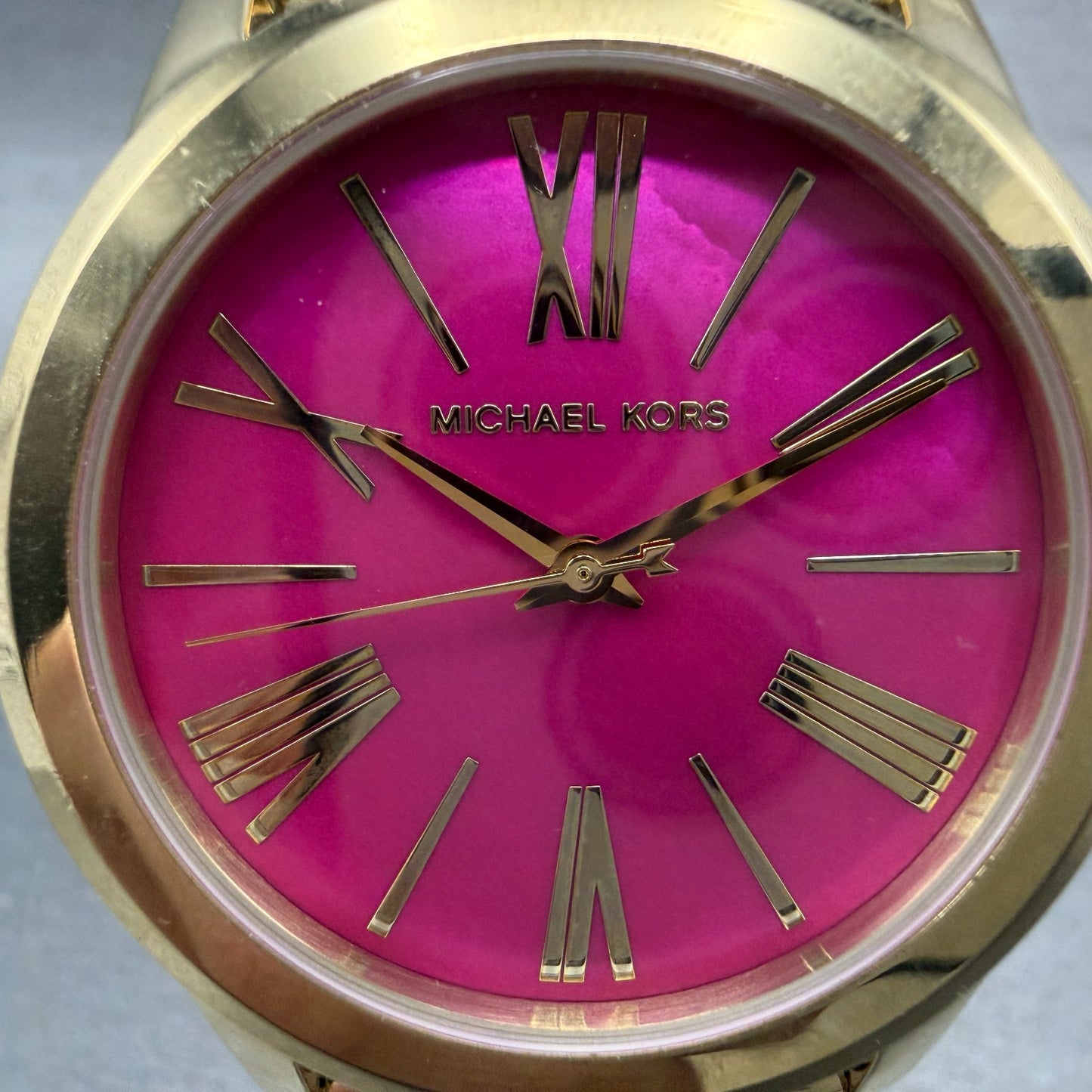 Michael Kors Hartman Watch Women 38mm Pink Dial Gold Tone Round MK-3520 New Batt1