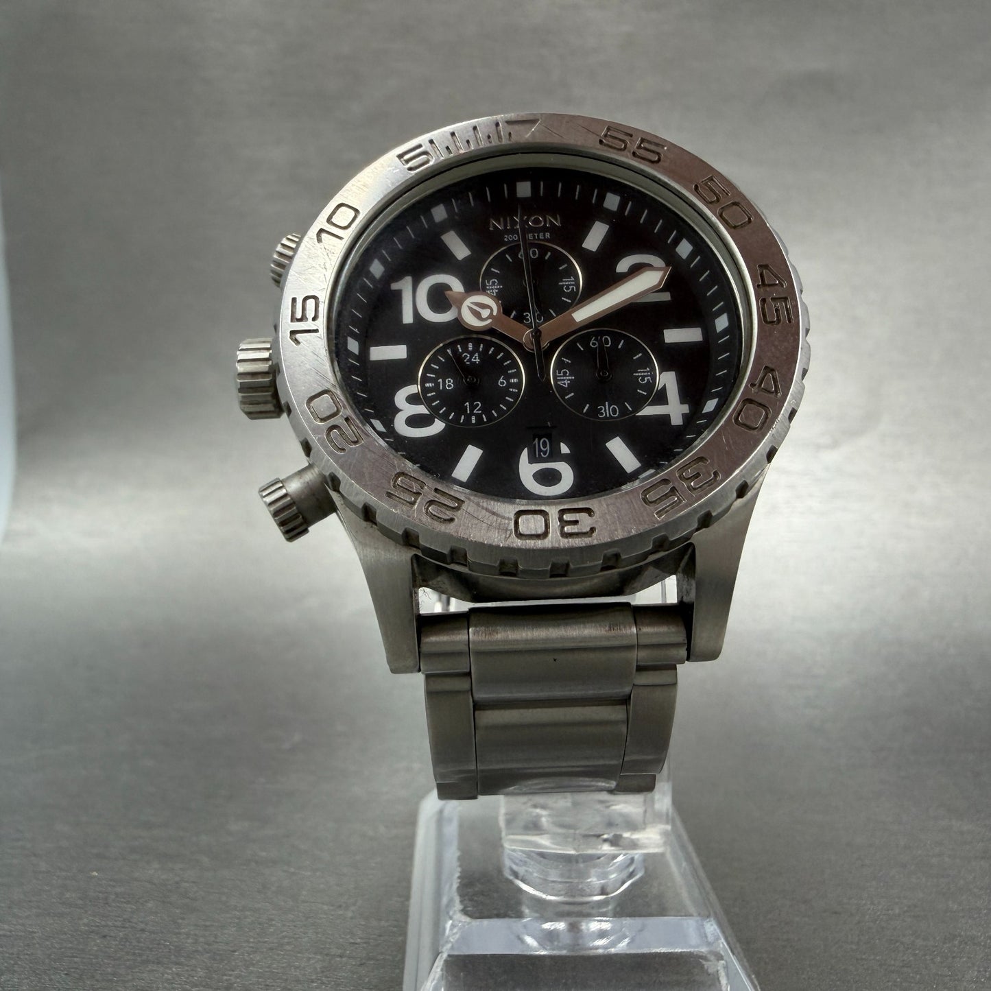 Nixon 42-20 Chrono Watch Women 42mm Black Dial Silver Tone Date New Battery5