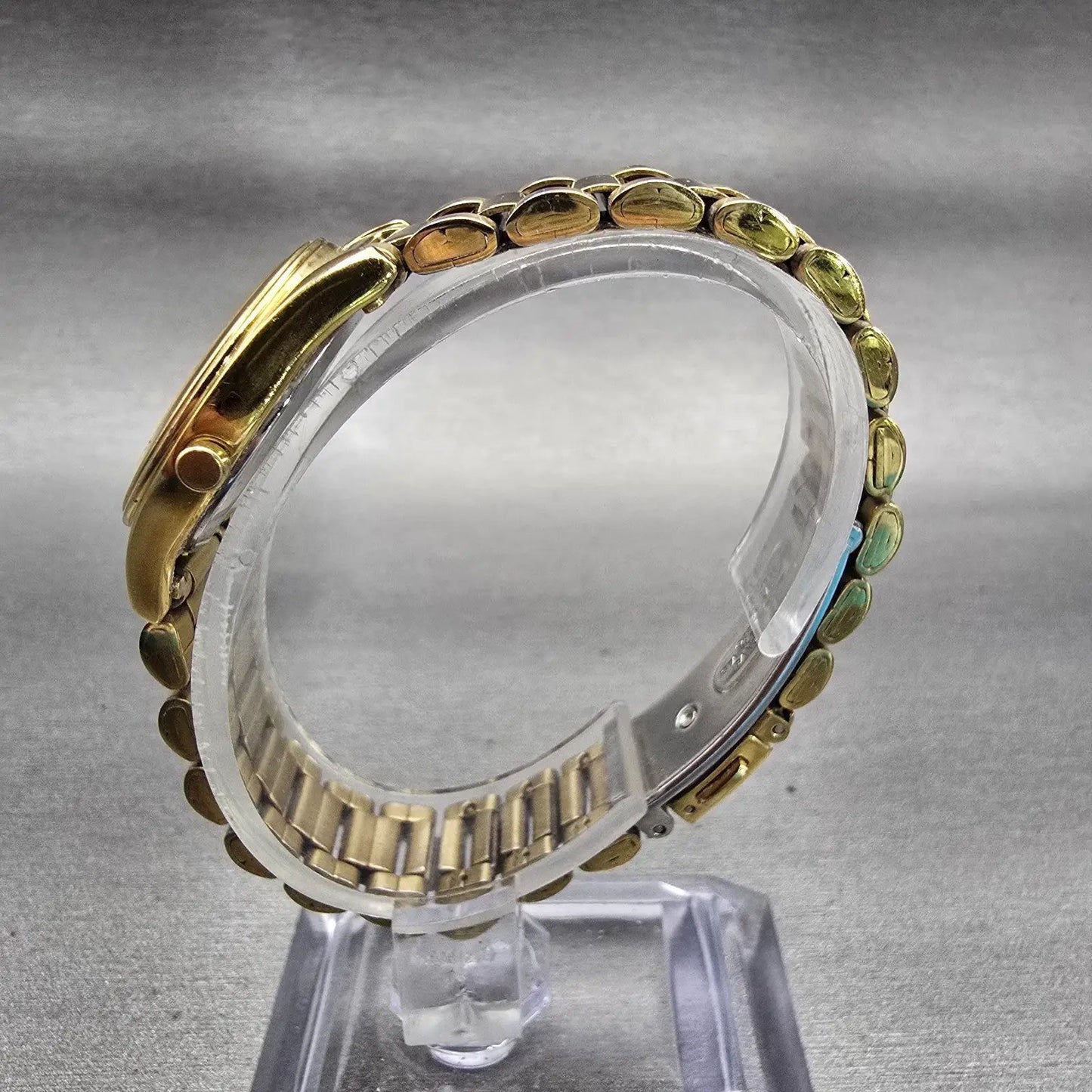 Citizen Watch Women 26mm MOP Dial Gold Tone Gemmed Date 1012-S075688 New Battery6