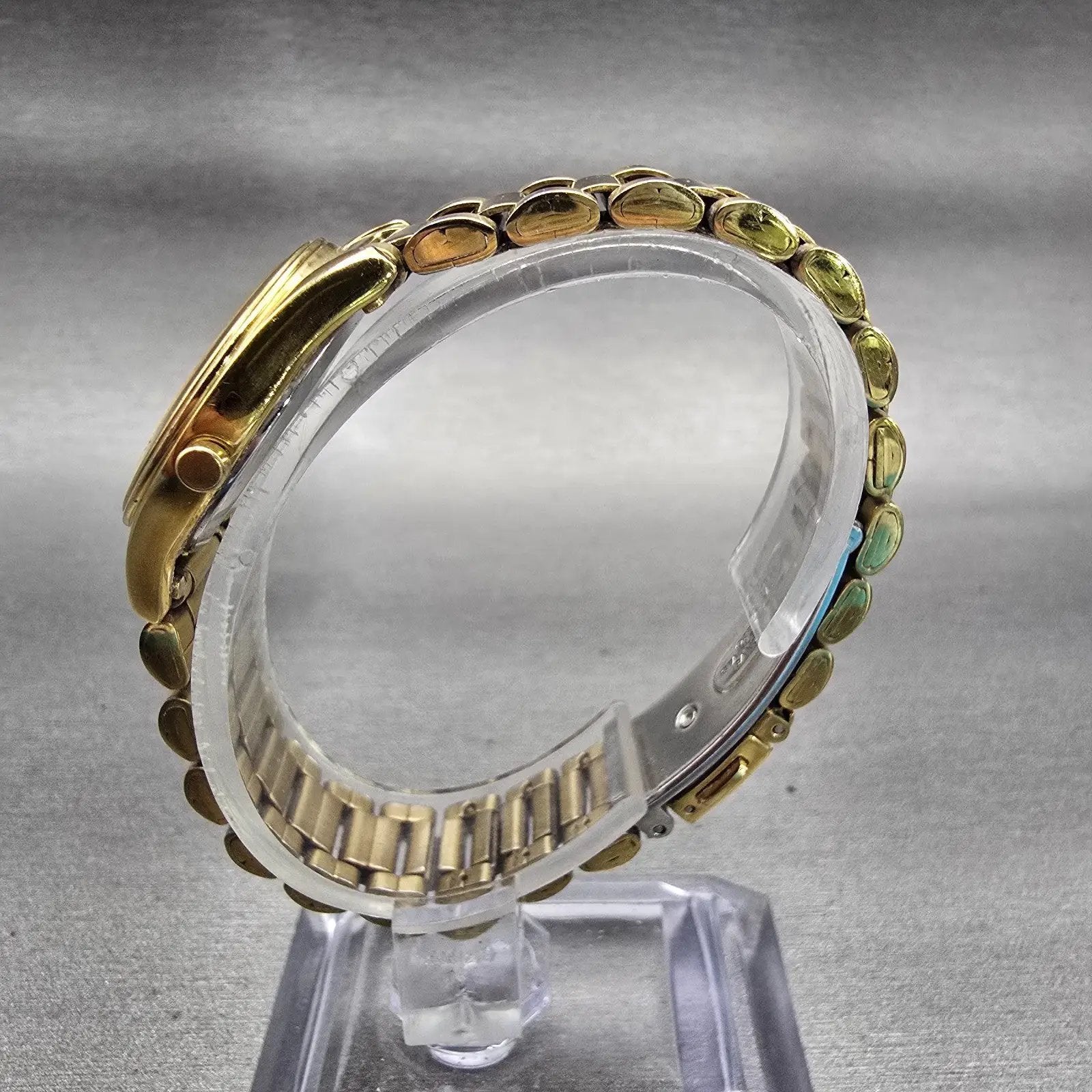 Citizen Watch Women 26mm MOP Dial Gold Tone Gemmed Date 1012-S075688 New Battery6
