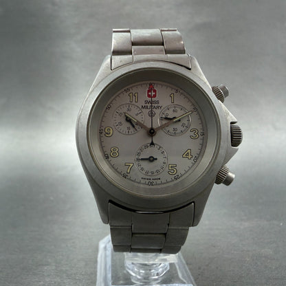 Swiss Military Chronograph Watch Men 37mm Silver Dial Steel Date 8304 New Batt5