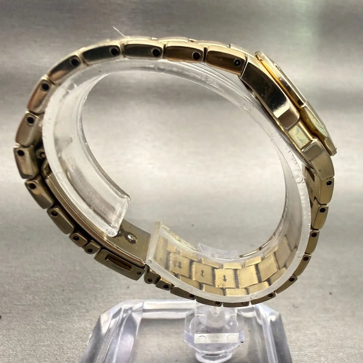 Seiko Coutura Watch Women 26mm MOP Dial Gold Tone Date Round 7N82-0CA0 New Batt8