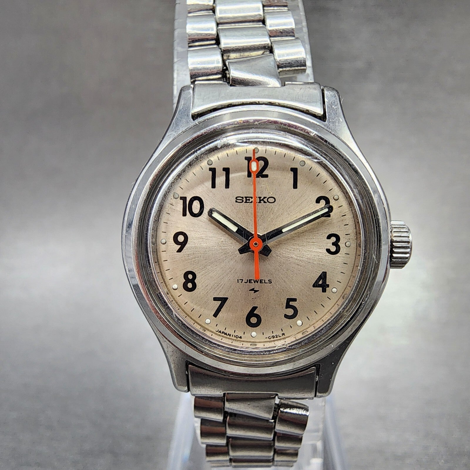 Seiko Watch Women 25mm Gray Dial Silver Tone Manual Wind Runs 11040259 Vintage0