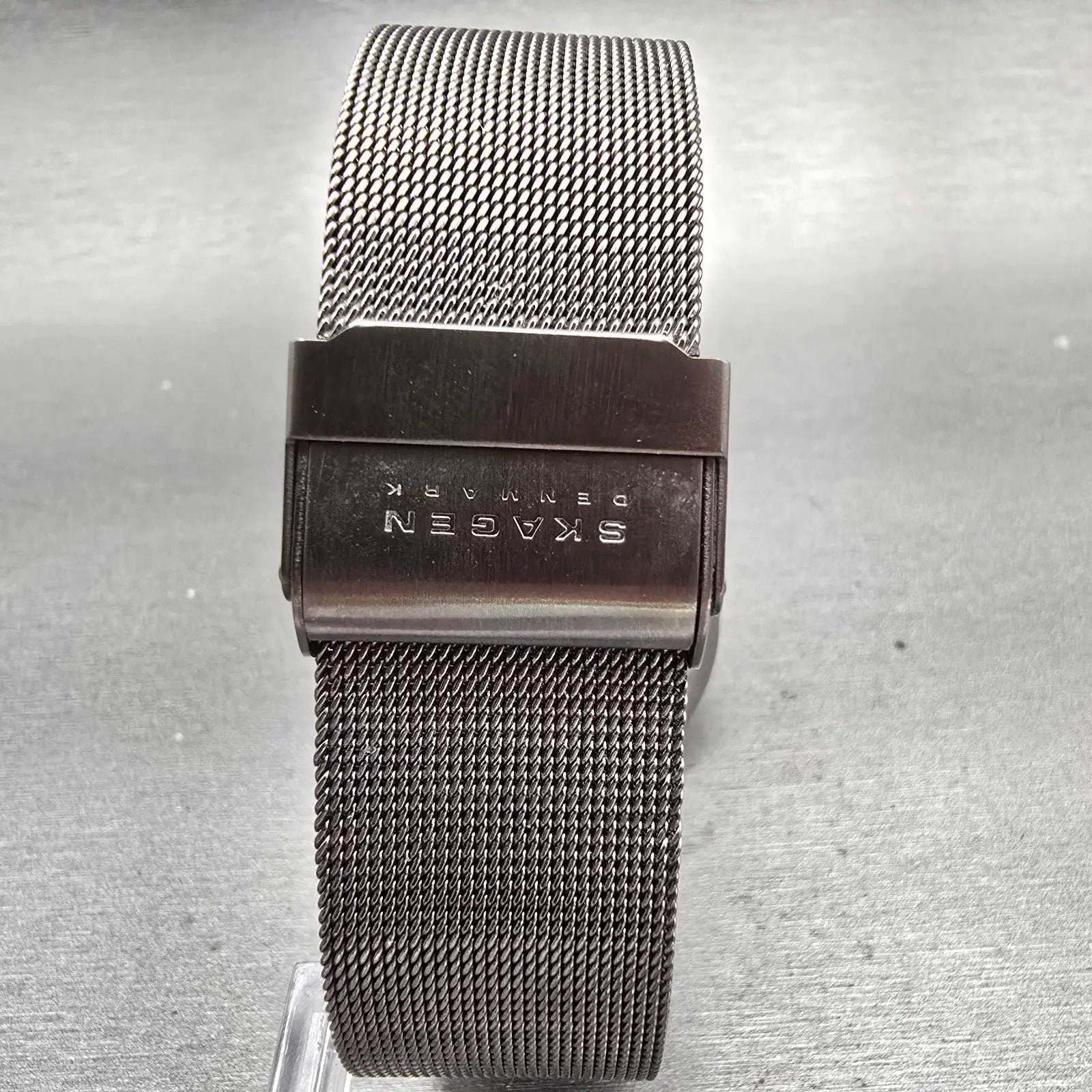 Skagen Watch Men 37mm Blue Dial Titanium Date Round 233XLTTN New Battery7