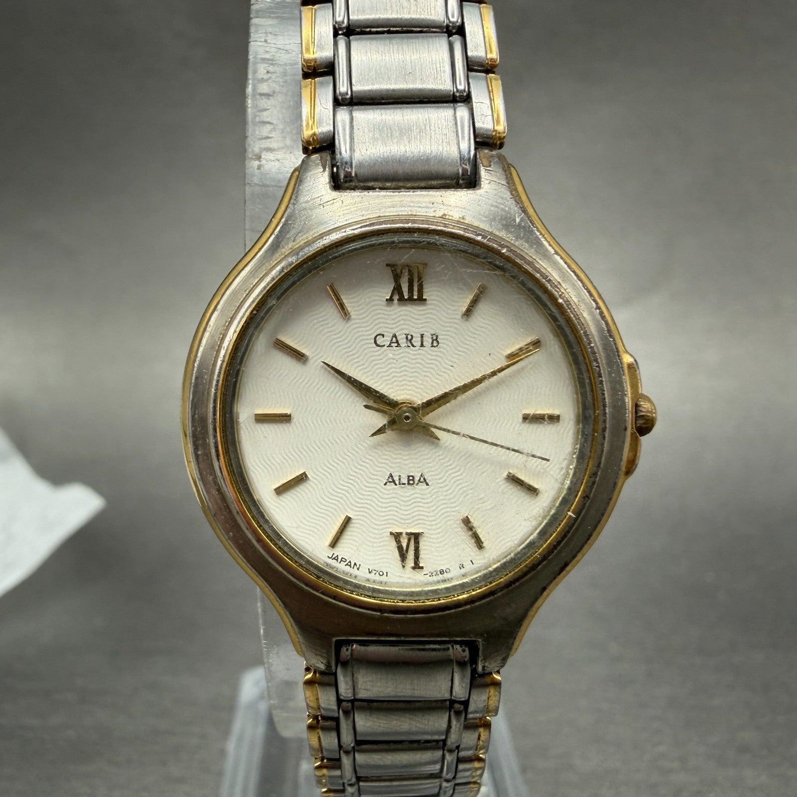 Seiko Alba Carib Watch Women 26mm White Dial Two Tone V701-2C40 New Battery0