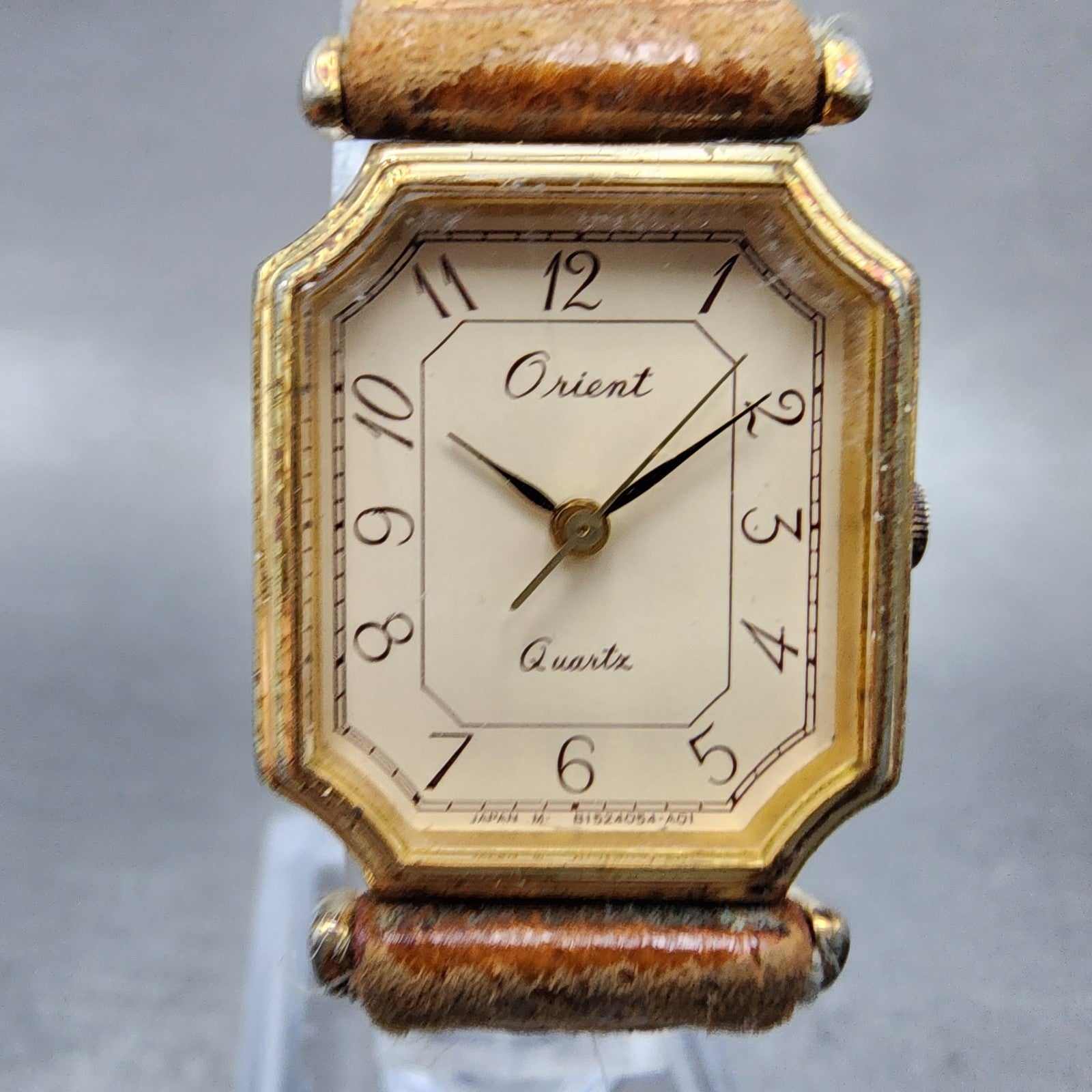 Orient Tank Watch Women 20mm Cream Dial Gold Tone Octagon B1540540 New battery1