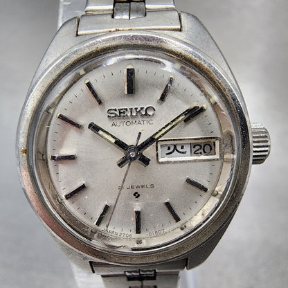 Seiko Automatic Watch Women 25mm Silver Dial Silver Tone Daydate 27060020 Runs1