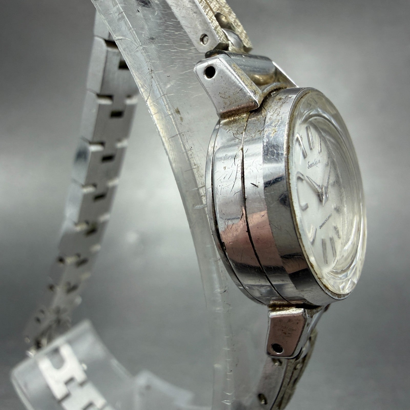 Seiko Solar Watch Women 19mm Silver Dial Silver Tone Manual Round 10-0280 Runs3