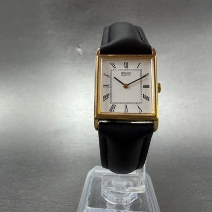 Seiko Tank Watch Women 19mm White Dial Gold Tone Rectangle 2C20-5820 New Battery5