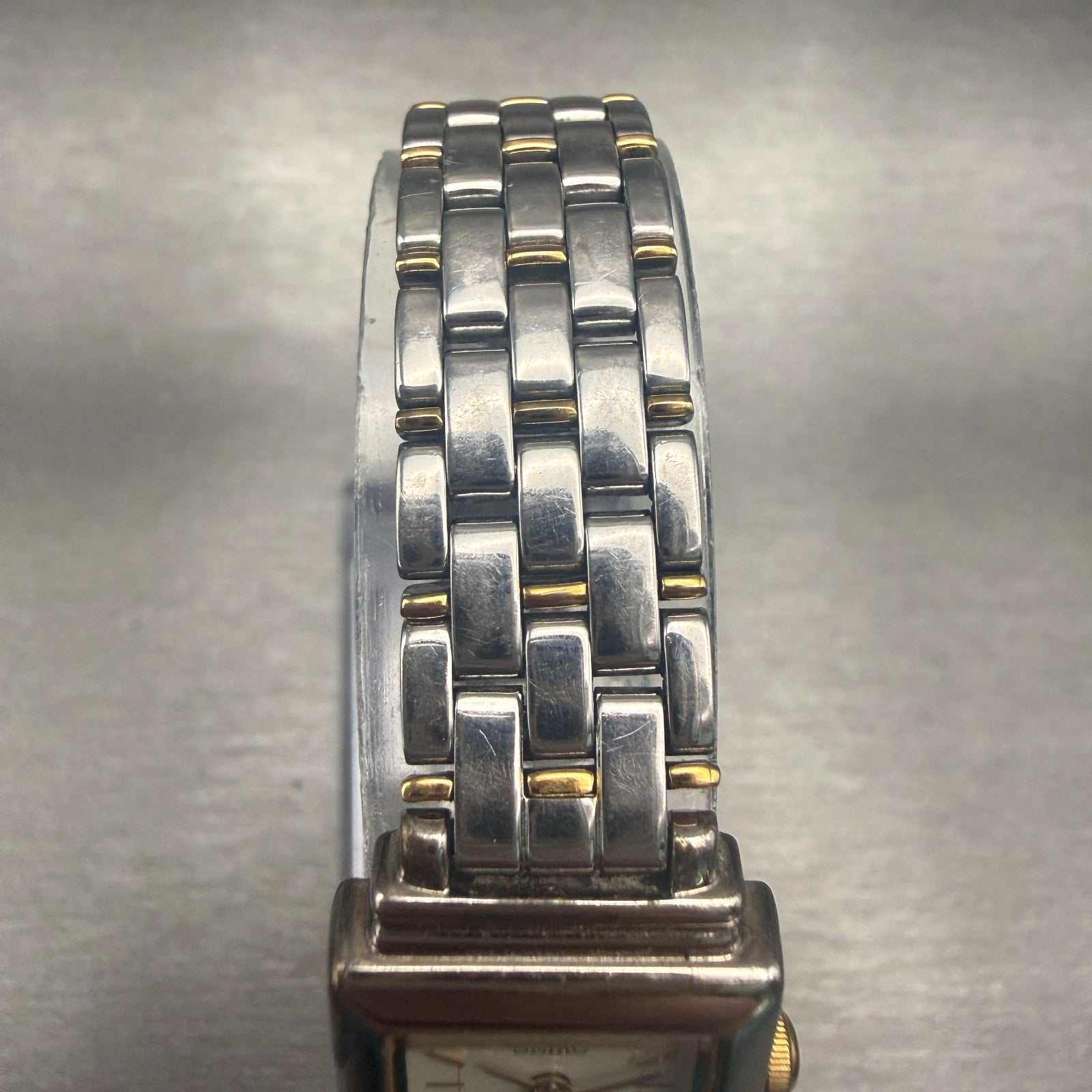 Seiko Watch Women 18mm White Dial Two Tone Rectangle V401-5849 New Battery4