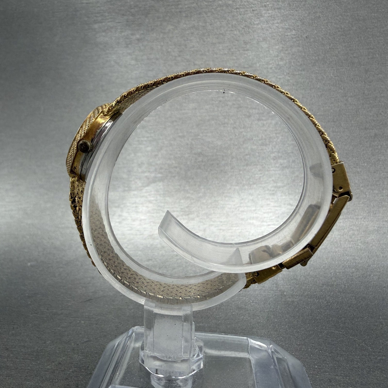 Bulova Watch Women 19mm Black Dial Gold Tone Round Mesh Band P7 New Battery VTG6