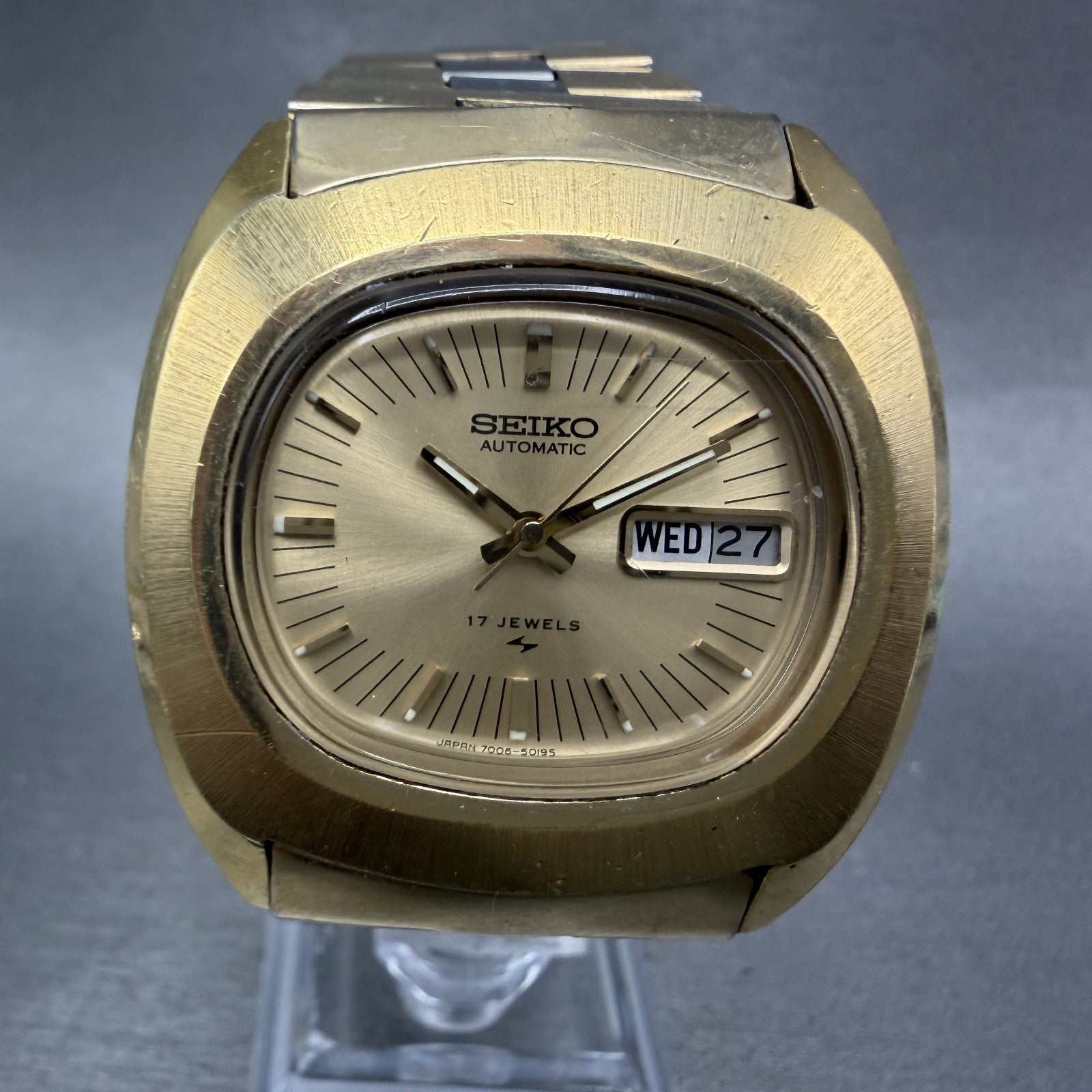 Seiko Automatic Watch Men 39mm Gold Dial Gold Tone Daydate Oval 70065009 Runs A0