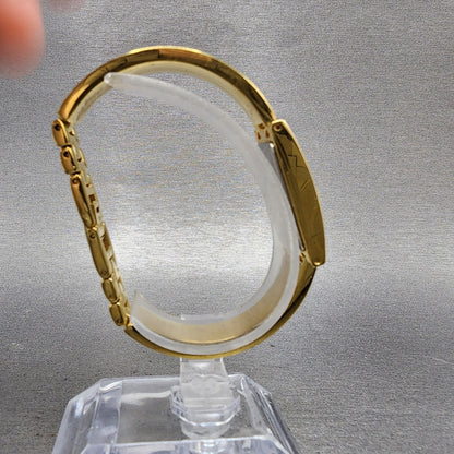 Bulova Tank Watch Women 15mm Silver Dial Gold Tone 97T46 New Battery READ!!!!!!!8