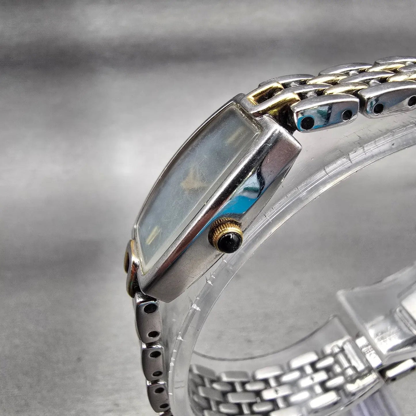 Seiko Watch Women 16mm MOP Dial Silver Tone Oval 1N00-0JL0 New Battery Vintage2