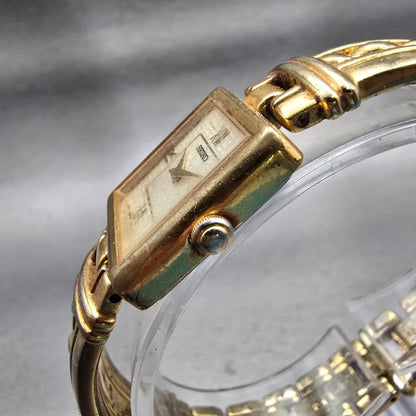 Seiko Watch Women 19mm Champagne Dial Gold Tone Square V400-6280 New Battery VTG2
