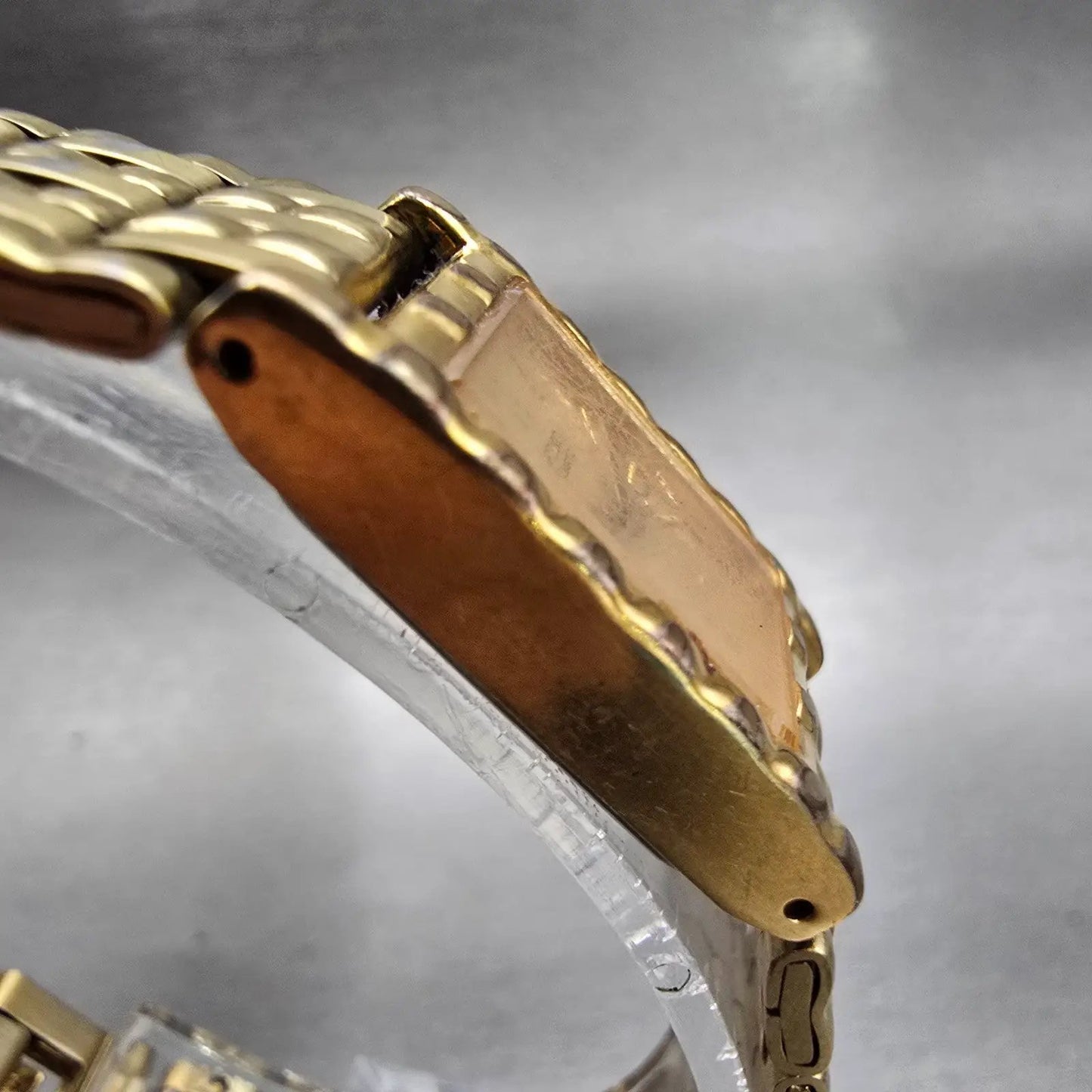 Seiko Watch Women 16mm Gold Dial Gold Tone Rectangle 1N01-5A69 New Battery VTG3