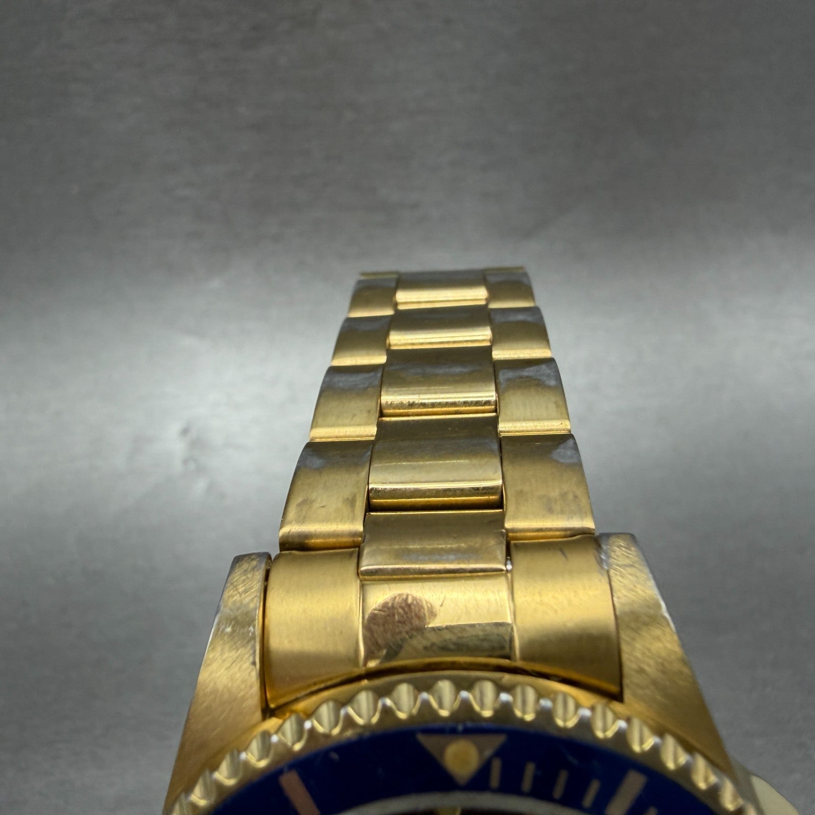 Invicta Pro Diver Watch Men 40mm Blue Dial Gold Tone Date Automatic 89300B Runs4