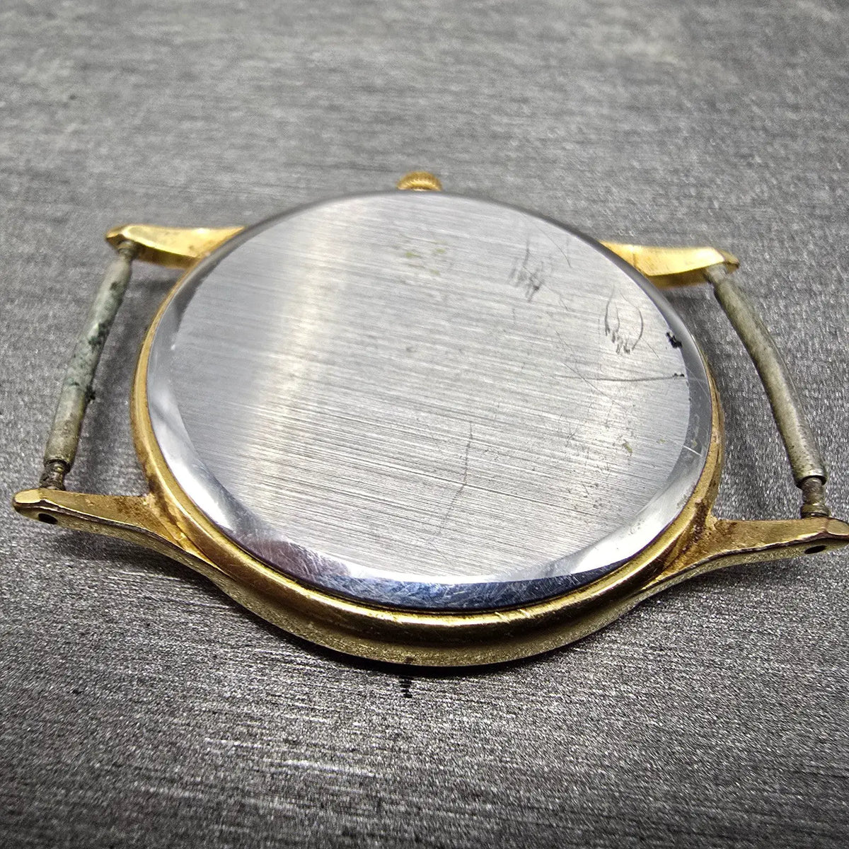 Cyma Watch Men 33mm White Dial Gold Tone Date Round Swiss Vintage PARTS9