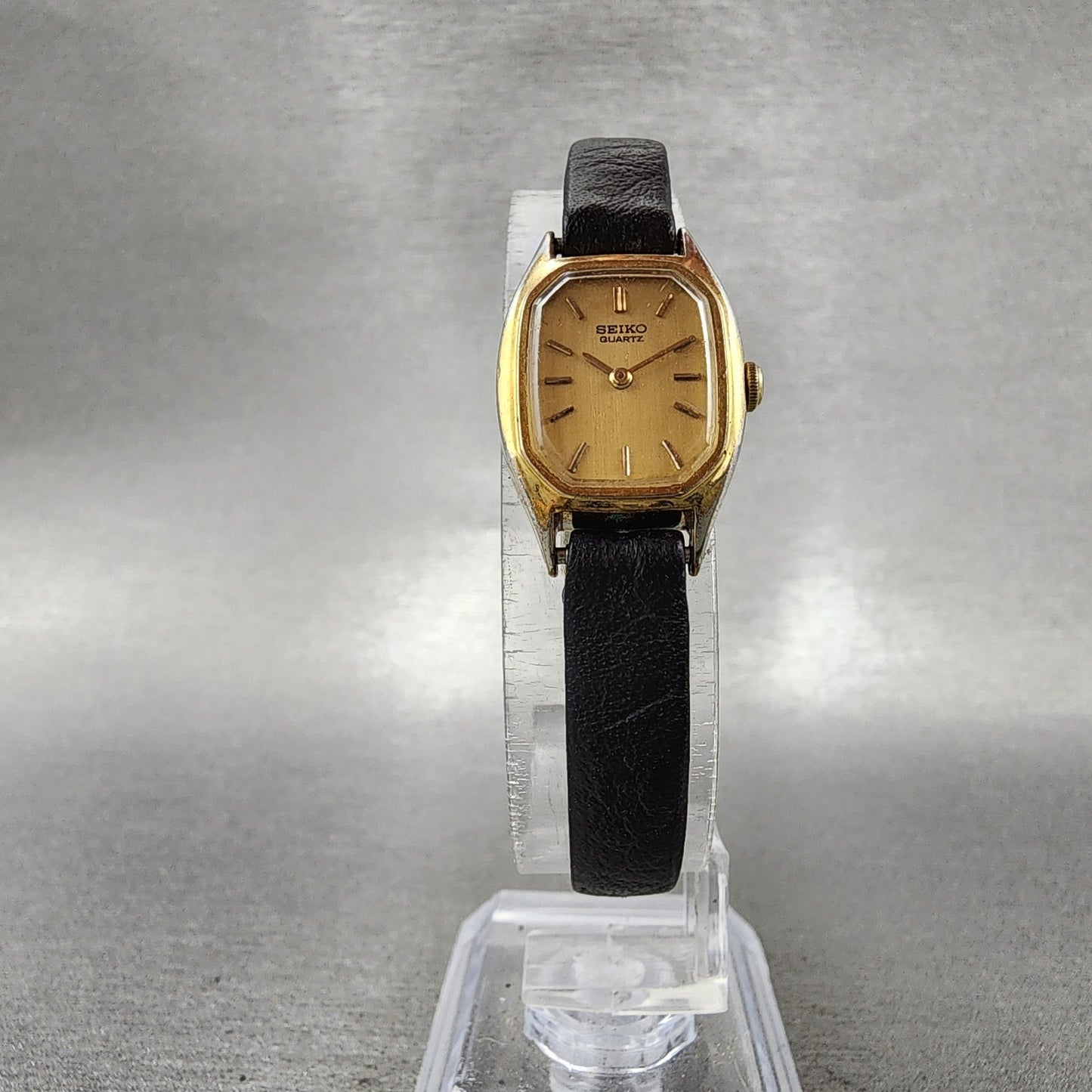 Seiko Tank Watch Women 17mm Champagne Dial Gold Tone 23206559 New Battery6