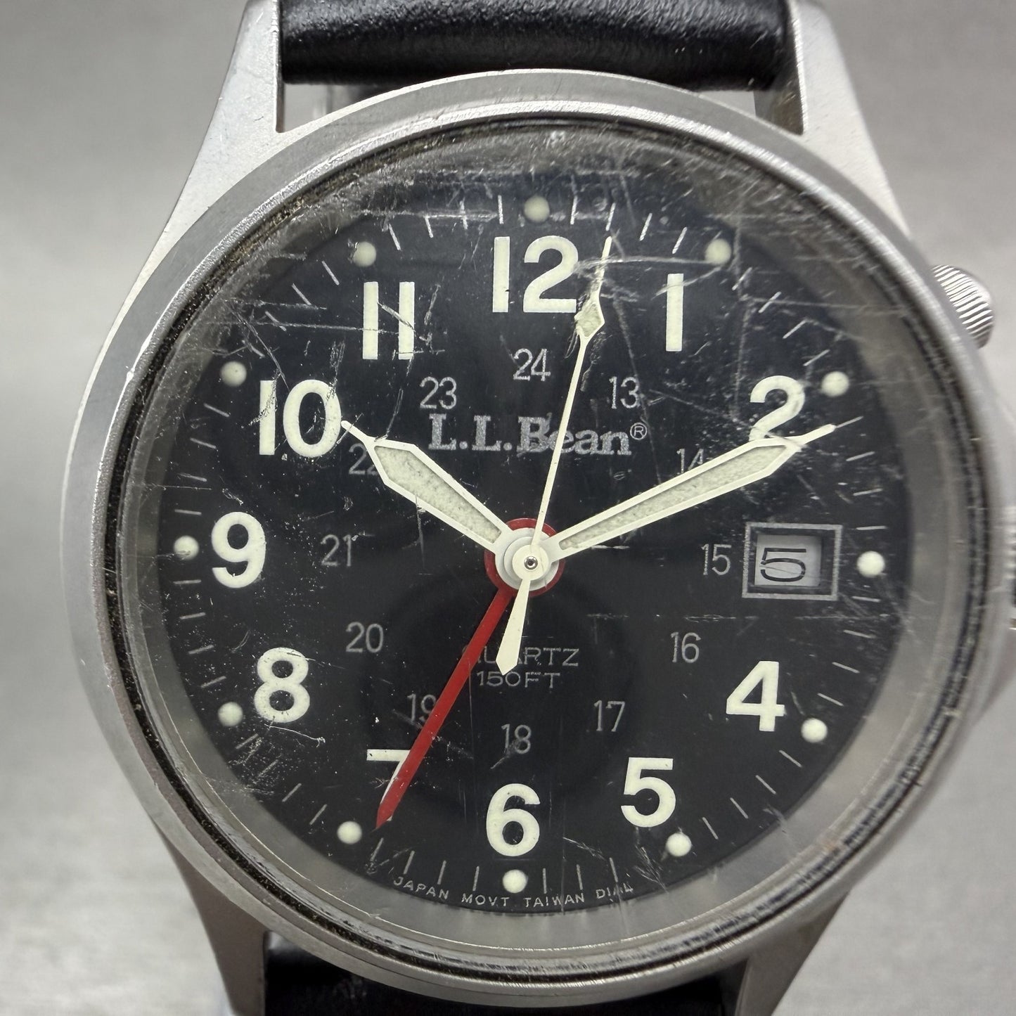 LL Bean Alarm Watch Men 34mm Black Dial Stainless Steel Date Round New BatteryAB1