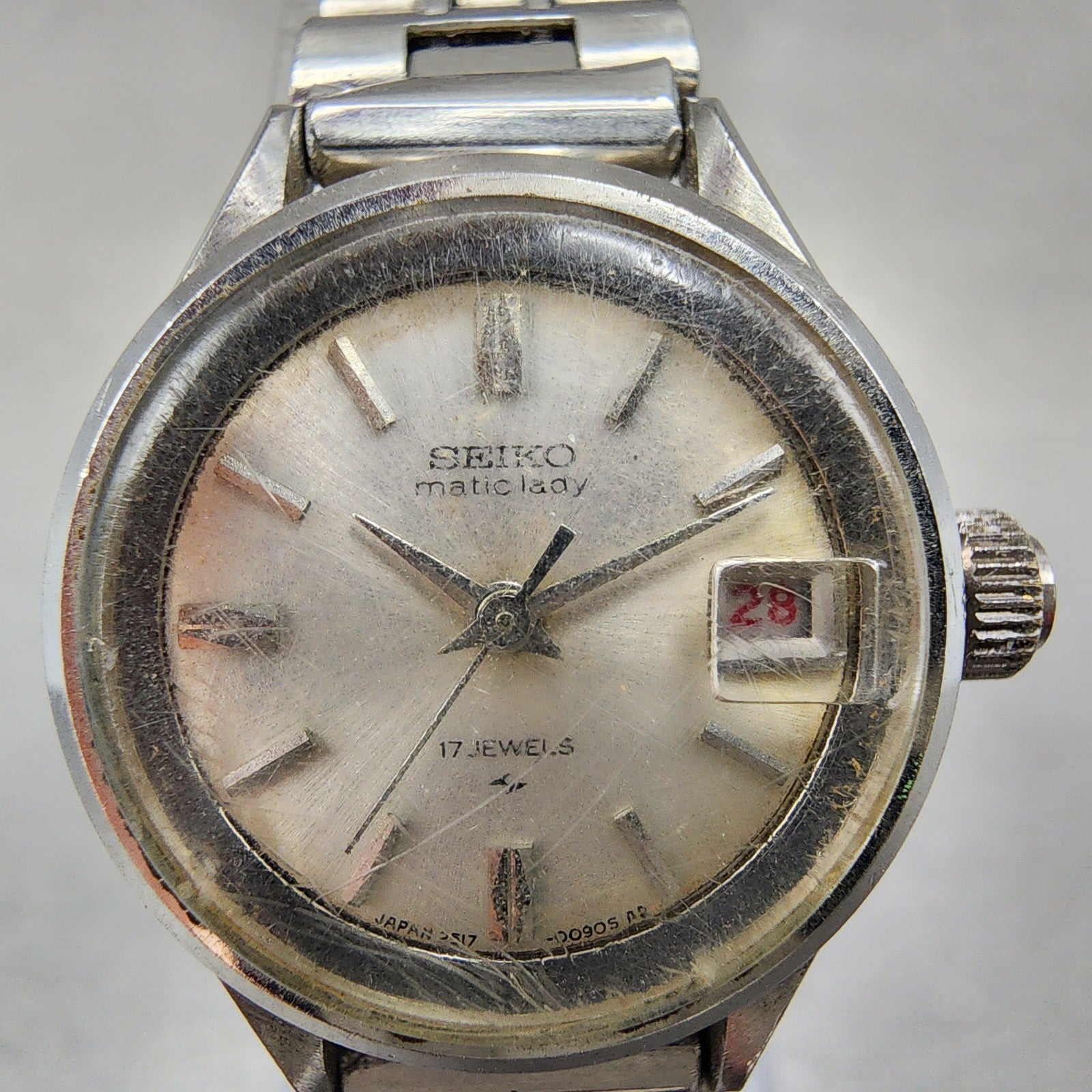 Seiko Matic Lady watch Women 22mm Silver Dial Silver Tone Date 25170200 PARTS2