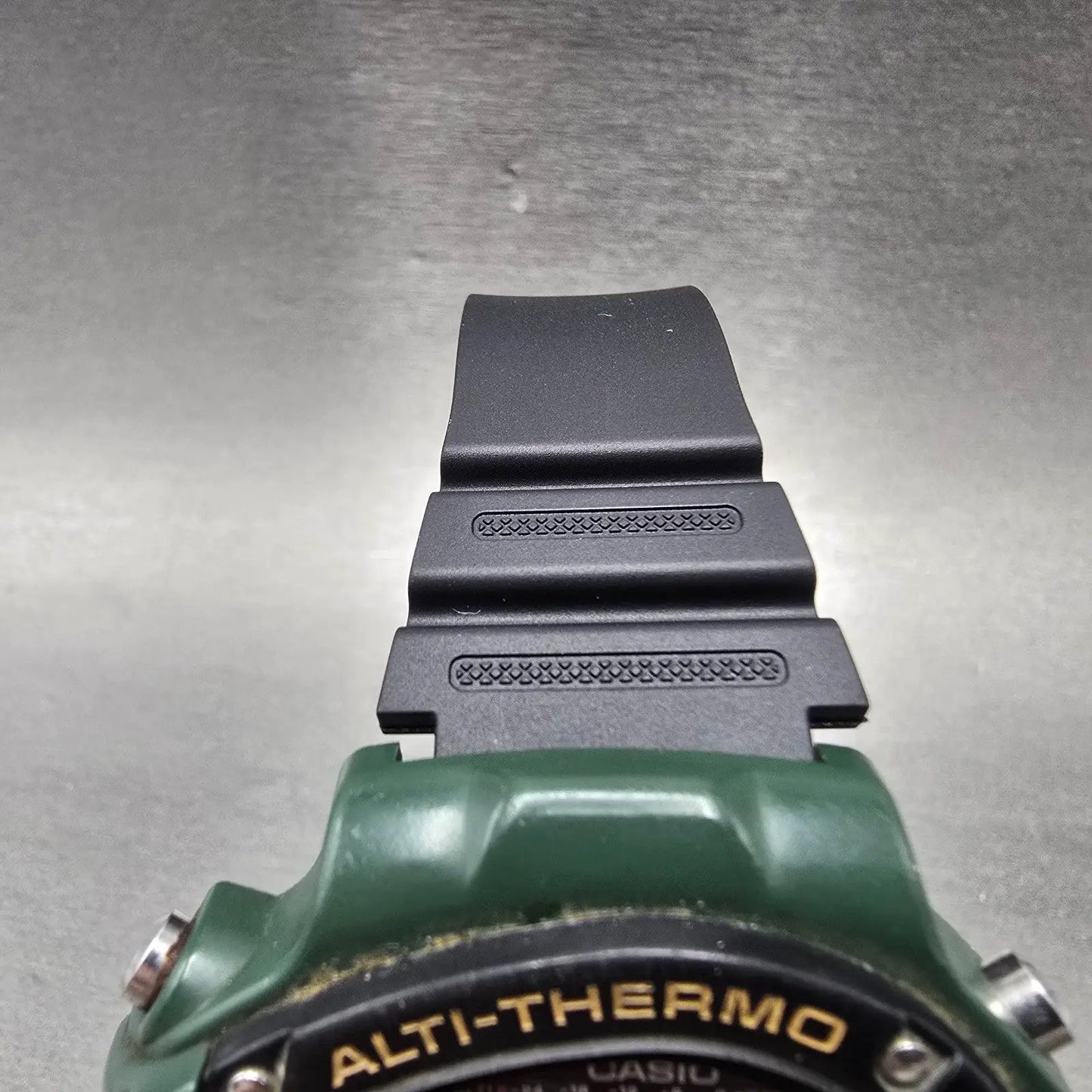 Casio ALT-6000 Twin Senor Watch Men 49mm Green Black Digital New Batt4