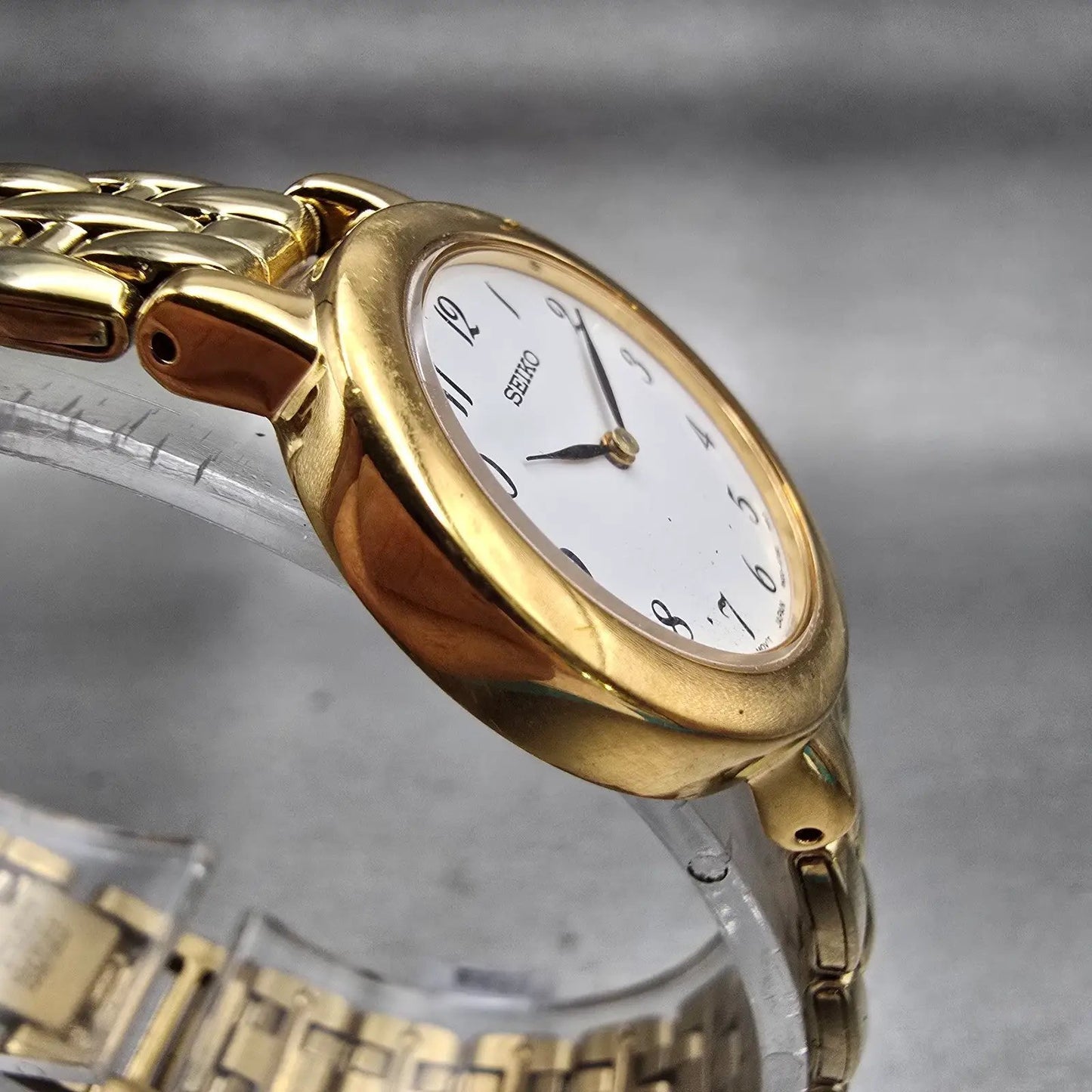 Seiko Watch Women 24mm White Dial Gold Tone Round 1N00-1E19 New Battery Vintage3