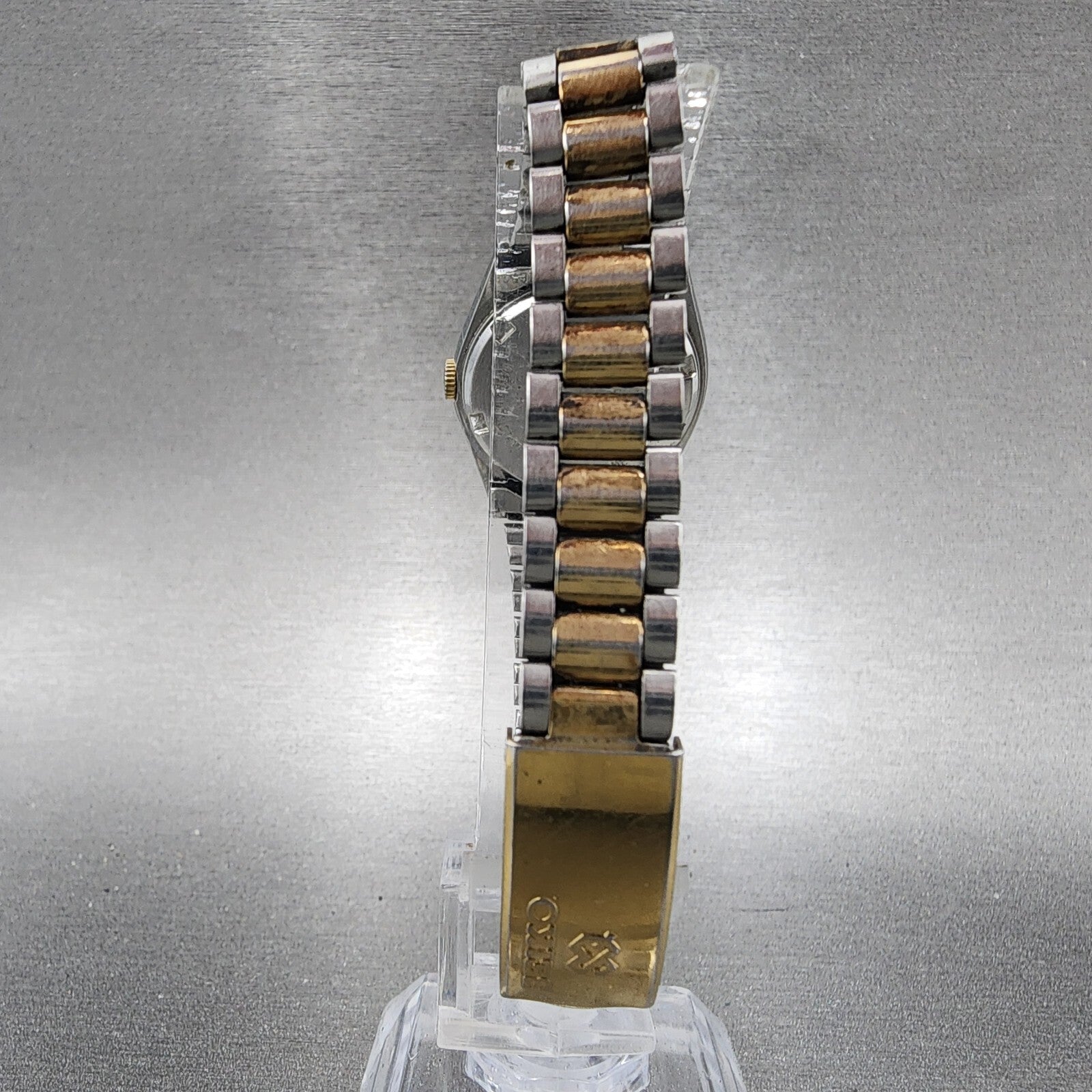 VTG Seiko SQ Watch Women 25mm White Dial Two Tone Daydate Round 85230059 NewBat8