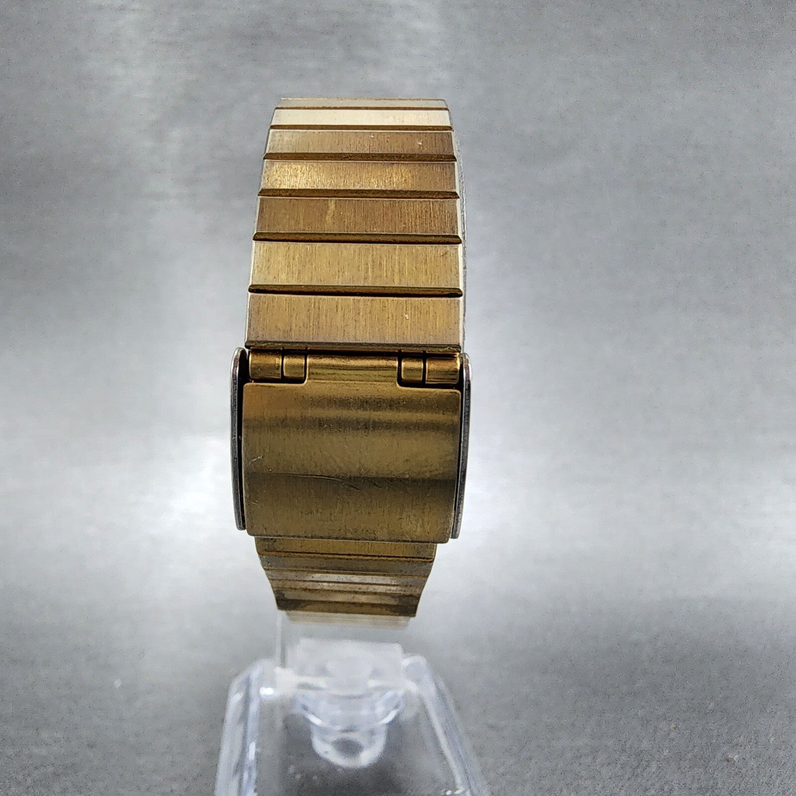 Seiko Tank Watch Women 26mm Brown Dial Gold Tone Rectangle 5Y005000 New Battery7