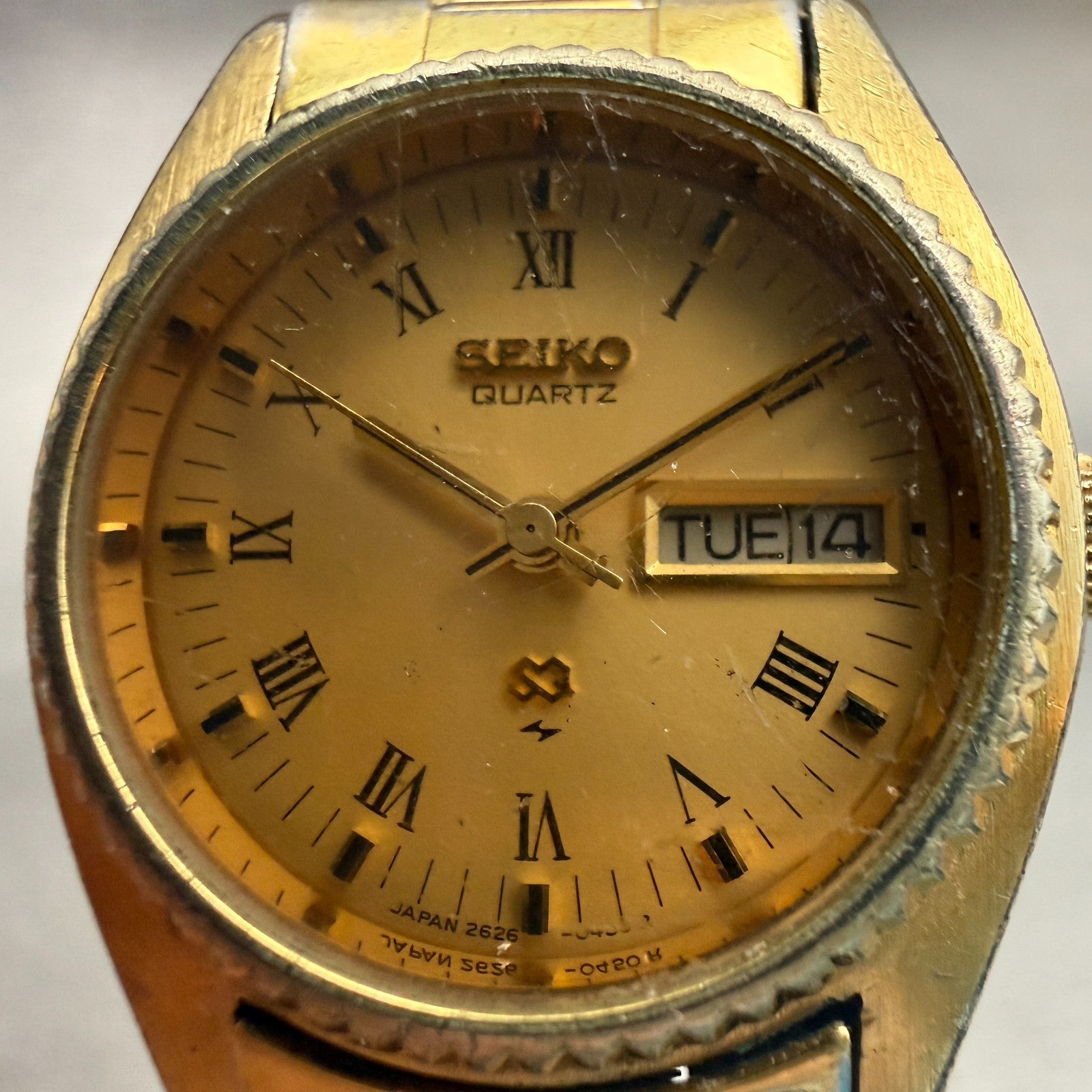 Seiko SQ Watch Women 24mm Gold Dial Gold Tone Daydate Round 2626-0159 New Batt1