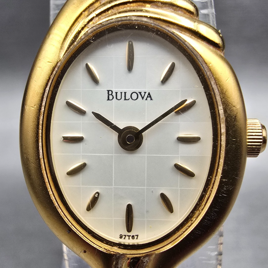 Bulova Watch Women 17mm MOP Dial Gold Tone Oval 97T67 New Battery VTG1