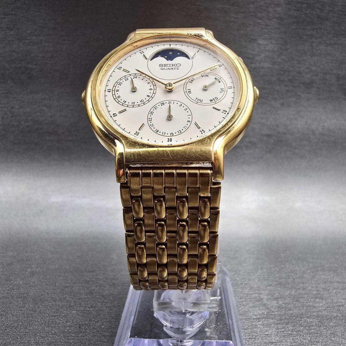 Seiko Moon Phase Watch Men 33mm White Dial Gold Tone Daydate 7F38-7030 New Batt5