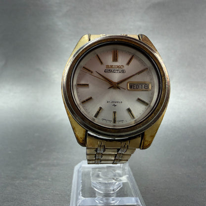 Seiko 5 Actus Watch Men 37mm Silver Dial Gold Tone Daydate 7019-7040 PARTS VTG6