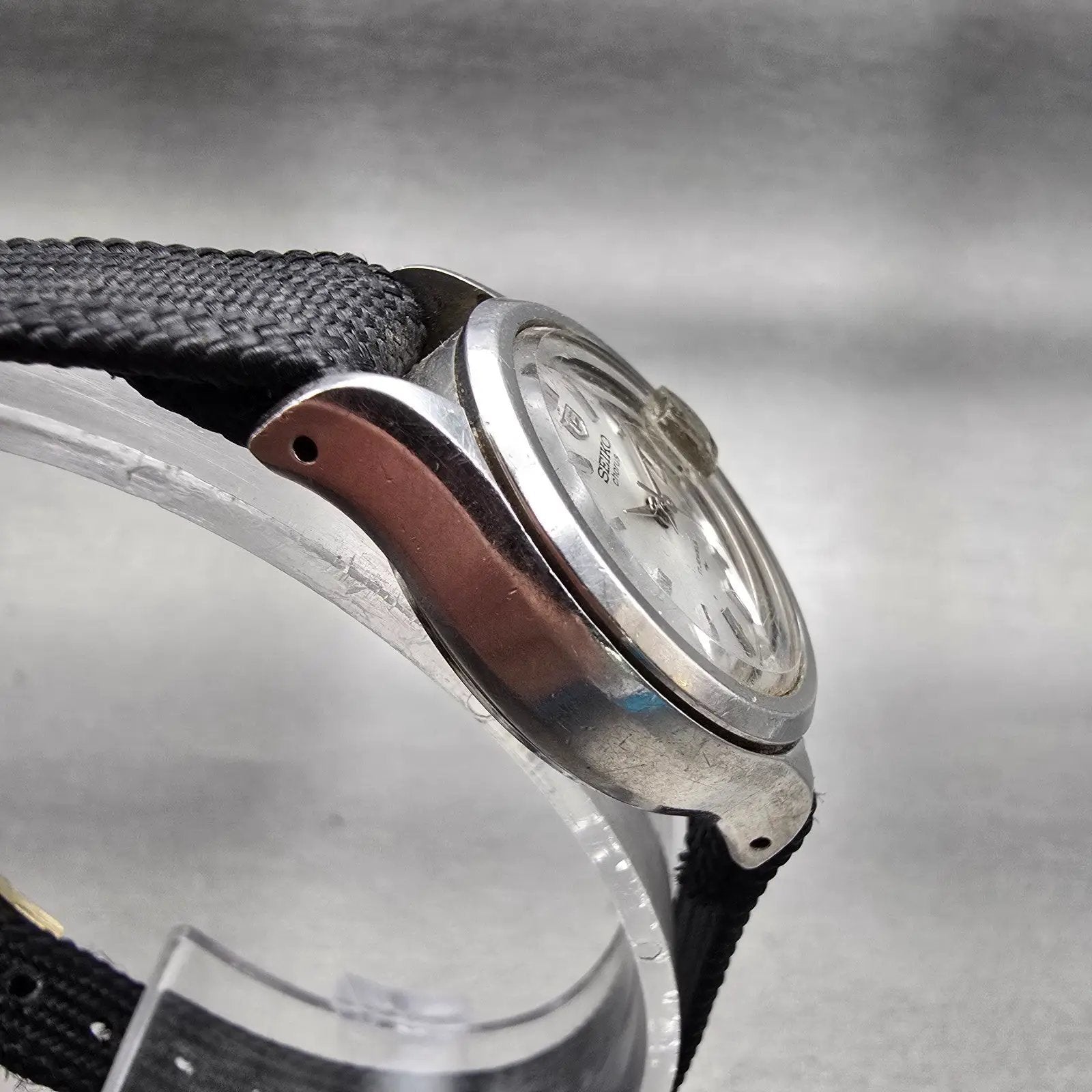 Seiko Chorus Watch Women 25mm Silver Dial Silver Tone Date 2118-0200 Manual Wind3