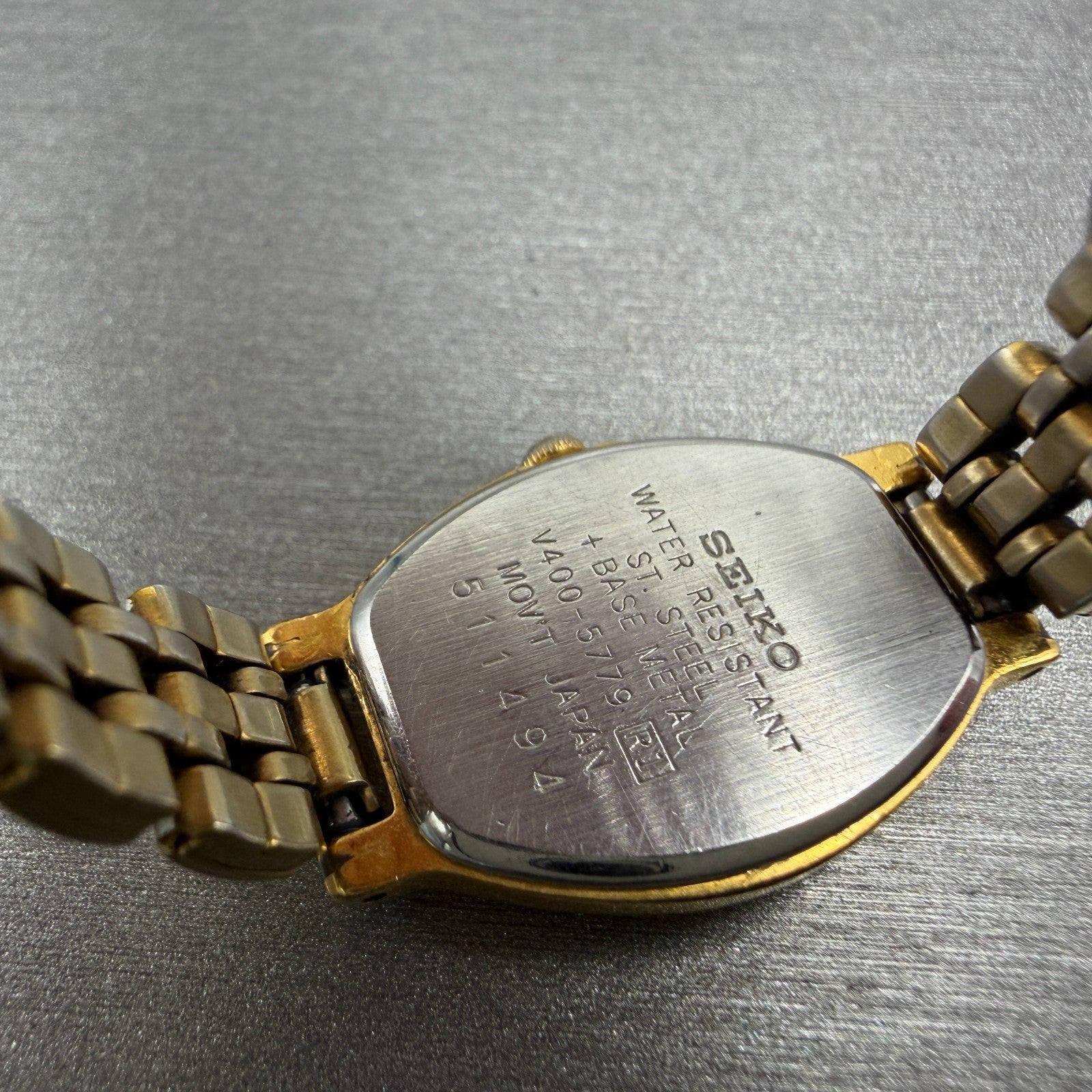 Seiko Watch Women 18mm Green Dial Gold Tone Oval V400-5779 New Battery Vintage9