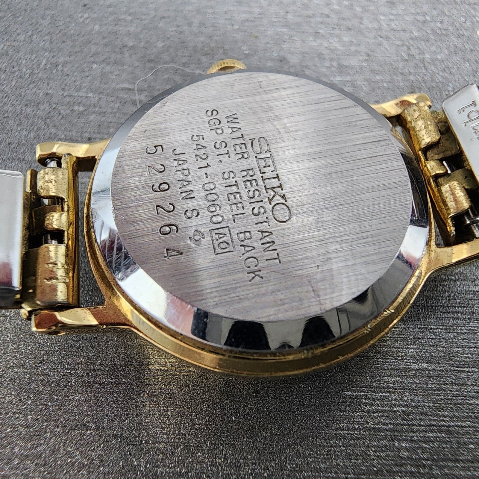 Seiko Watch Women 23mm Champagne Dial Gold Tone Round 54210060 New Battery9