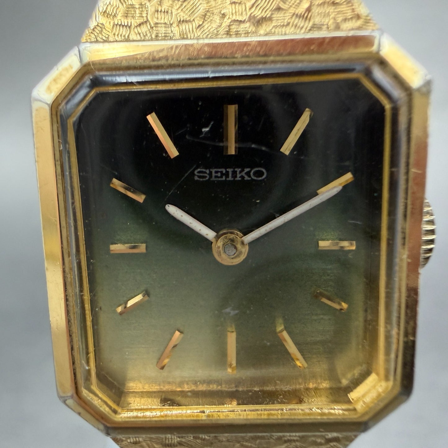 Seiko Tank Watch Women 18mm Green Dial Gold Tone Manual Rectangle 11-3990 Runs 11