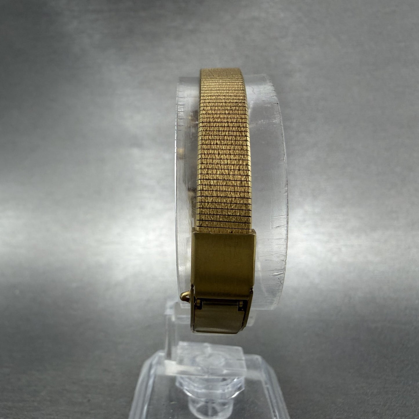 Seiko Tank Watch Women 12mm Black Dial Gold Tone 2E20-6479 New Battery VTG ABC7