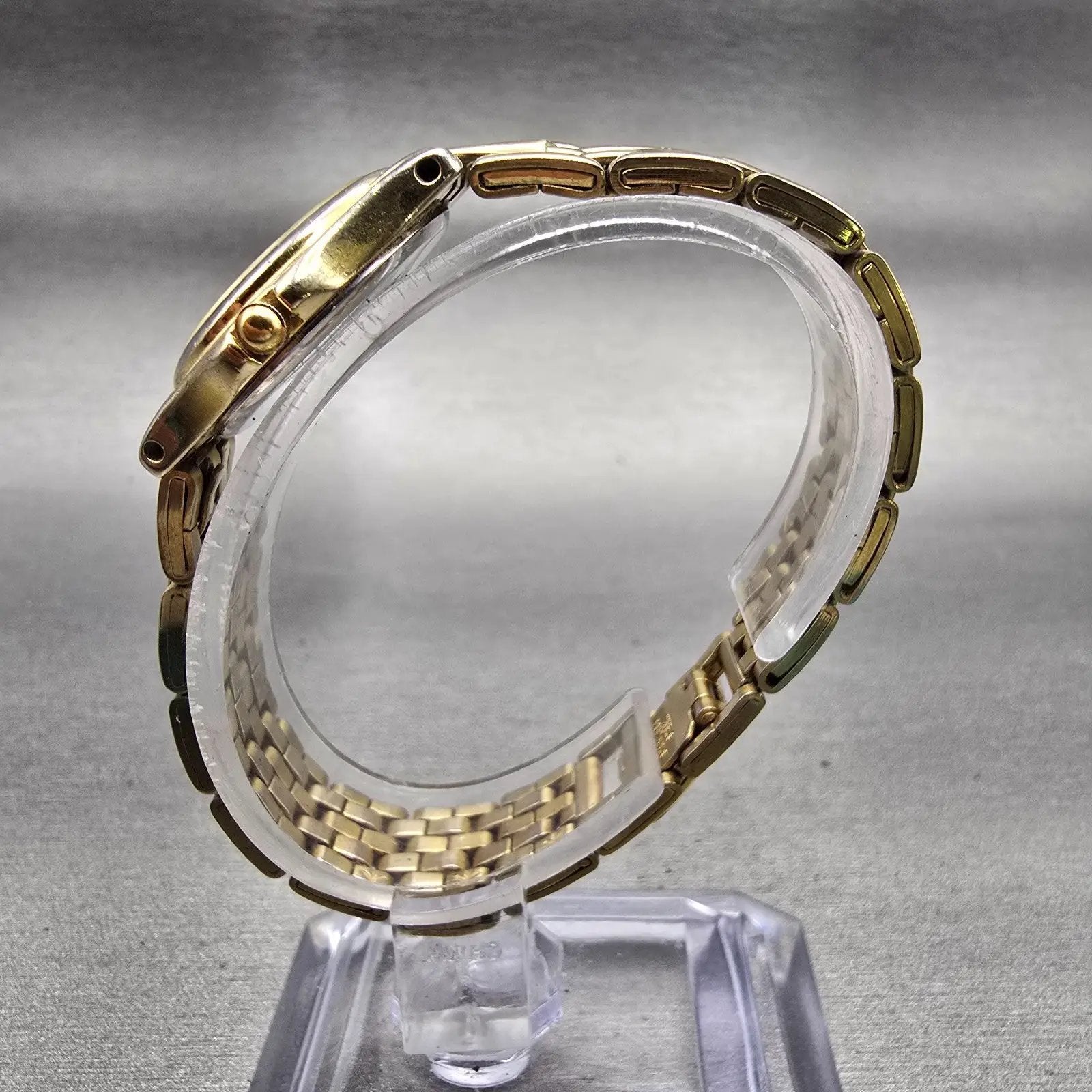 Citizen Watch Women 24mm Gold Dial Gold Tone Round READ!!!! 6031-S52543 New Batt6