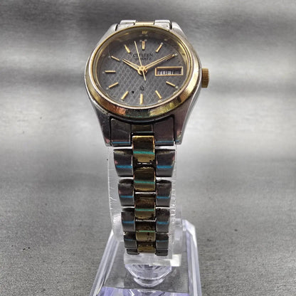 Citizen CQ Watch Women 24mm Gray Dial Two Tone Daydate Round 6000-K02775 New Bat5