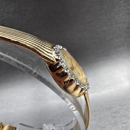 Citizen CQ Watch Women 17mm Cream Dial Gold Tone Gemmed 3220 New Battery NOS6