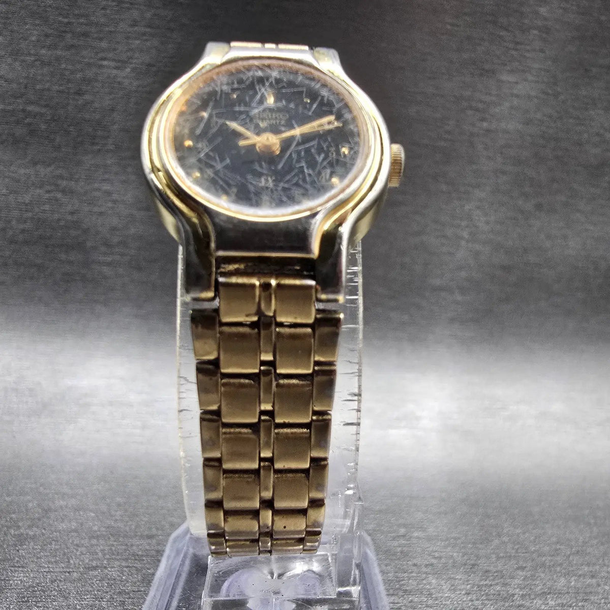 Seiko SX Watch Women 19mm Black Dial Gold Tone Round V401-0281 New Battery JP15