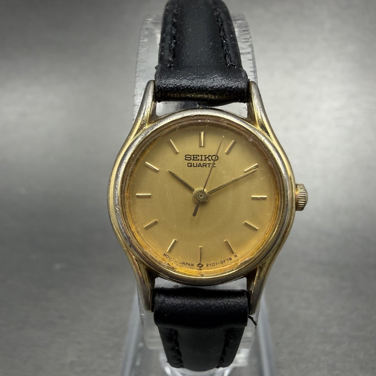 Seiko Watch Women 20mm Champagne Dial Gold Tone Round 2Y01-0A19 New Battery VTG0