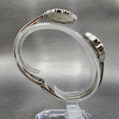 Citizen Q&Q Flower Watch Women 25mm Silver Dial Silver Tone Bangle New Battery