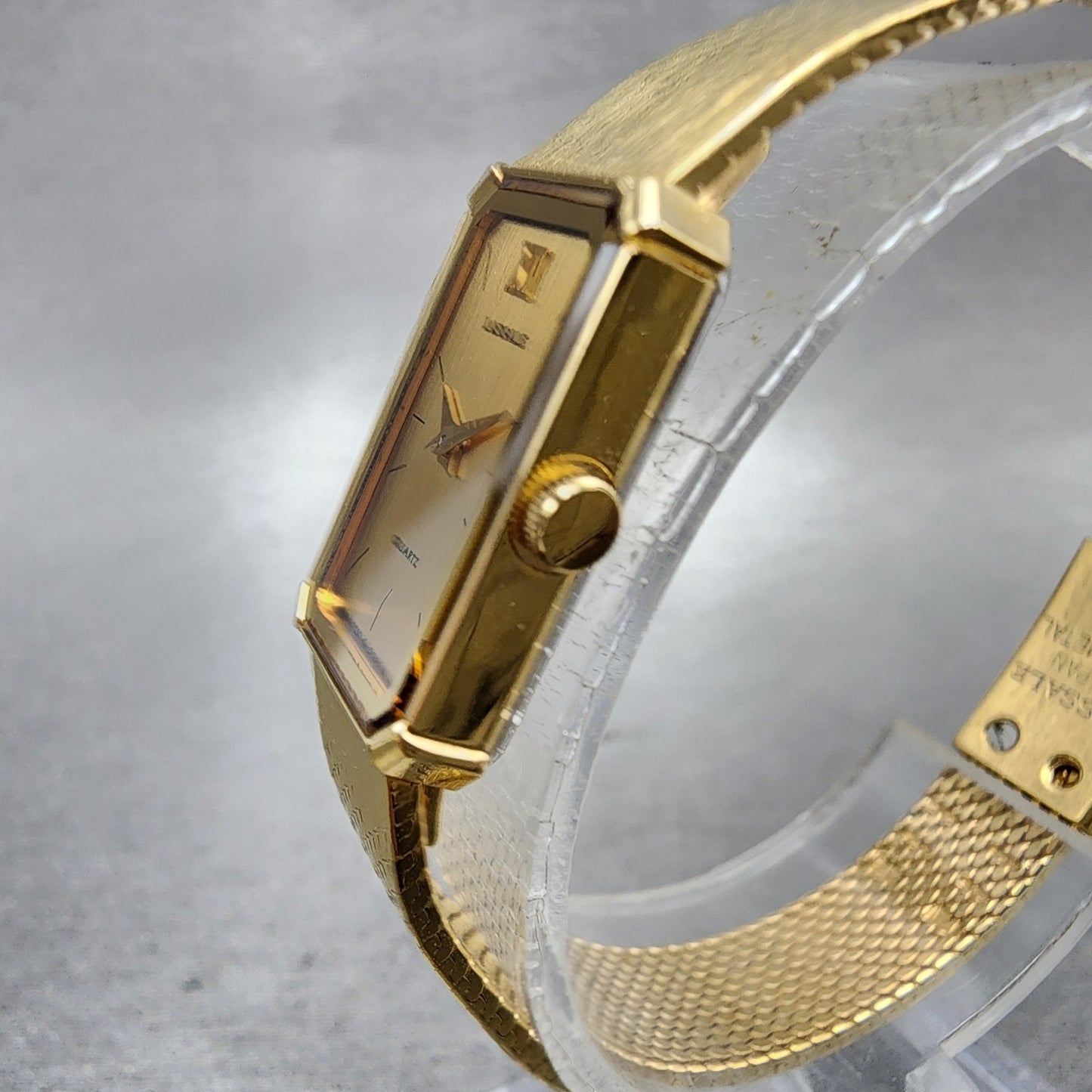 Seiko Lassale Tank Watch Women 13mm Champagne Dial Gold Tone 2e505029 New Bat2