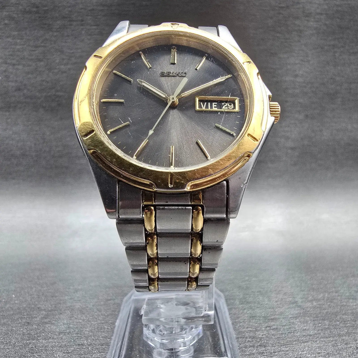 Seiko Watch Men 35mm Gray Dial Two Tone Daydate Round 7N43-6A09 New Battery JP5