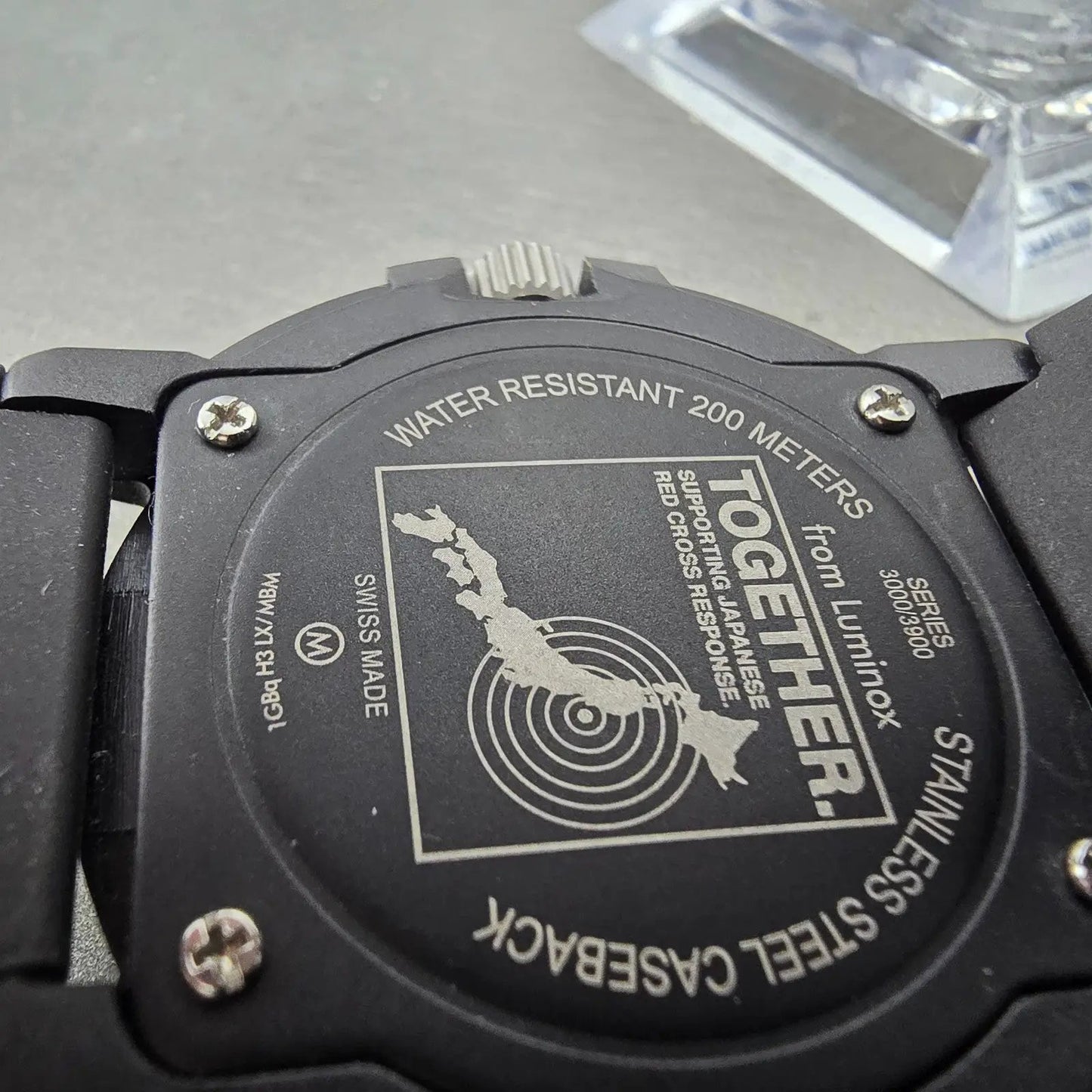 Luminox Navy Seal Watch Men 43mm White Dial Black Date Japan Tsunami Aid New Bat10