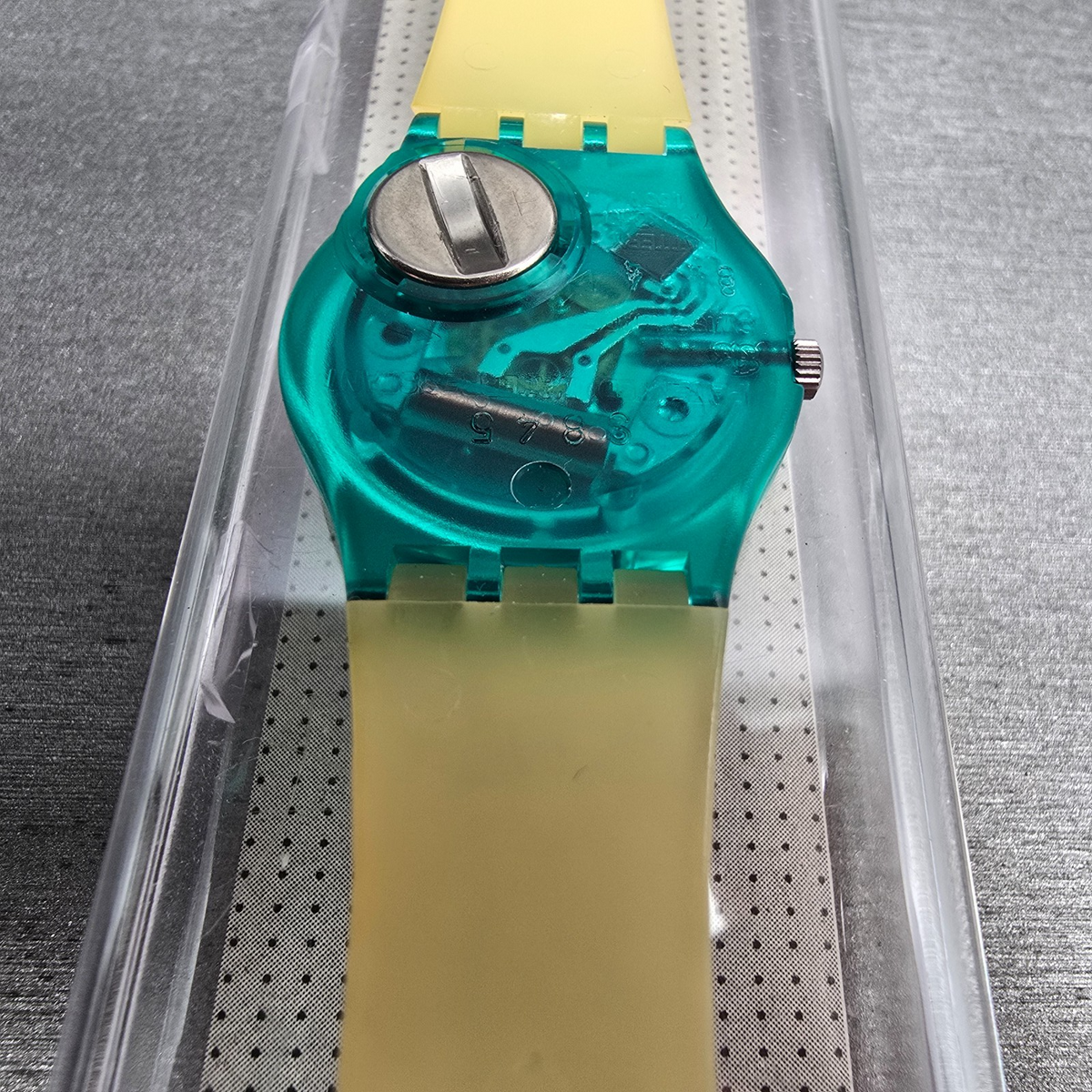 Swatch South Molton Watch Women 25mm Green Dial Green Case LL103 New Battery NOS14